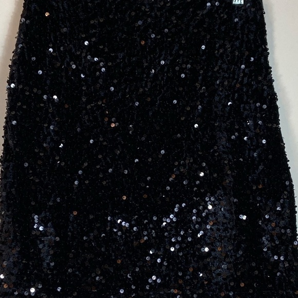𝅺sequin skirt THML - Picture 2 of 4